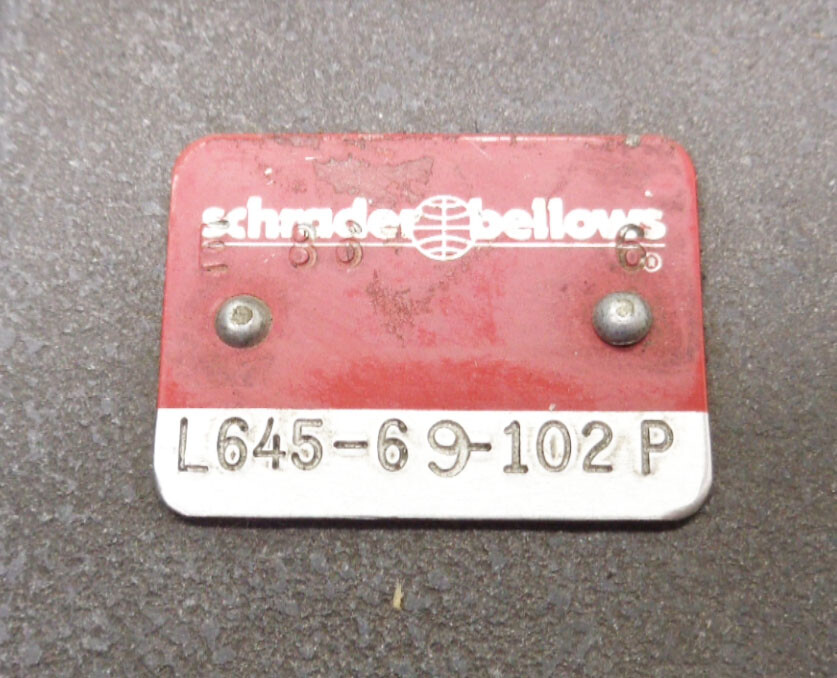 SCHRADER BELLOWS L645-69-102 VALVE W/ BELLOWS VALVAIR K065 9035 PILOT VALVE