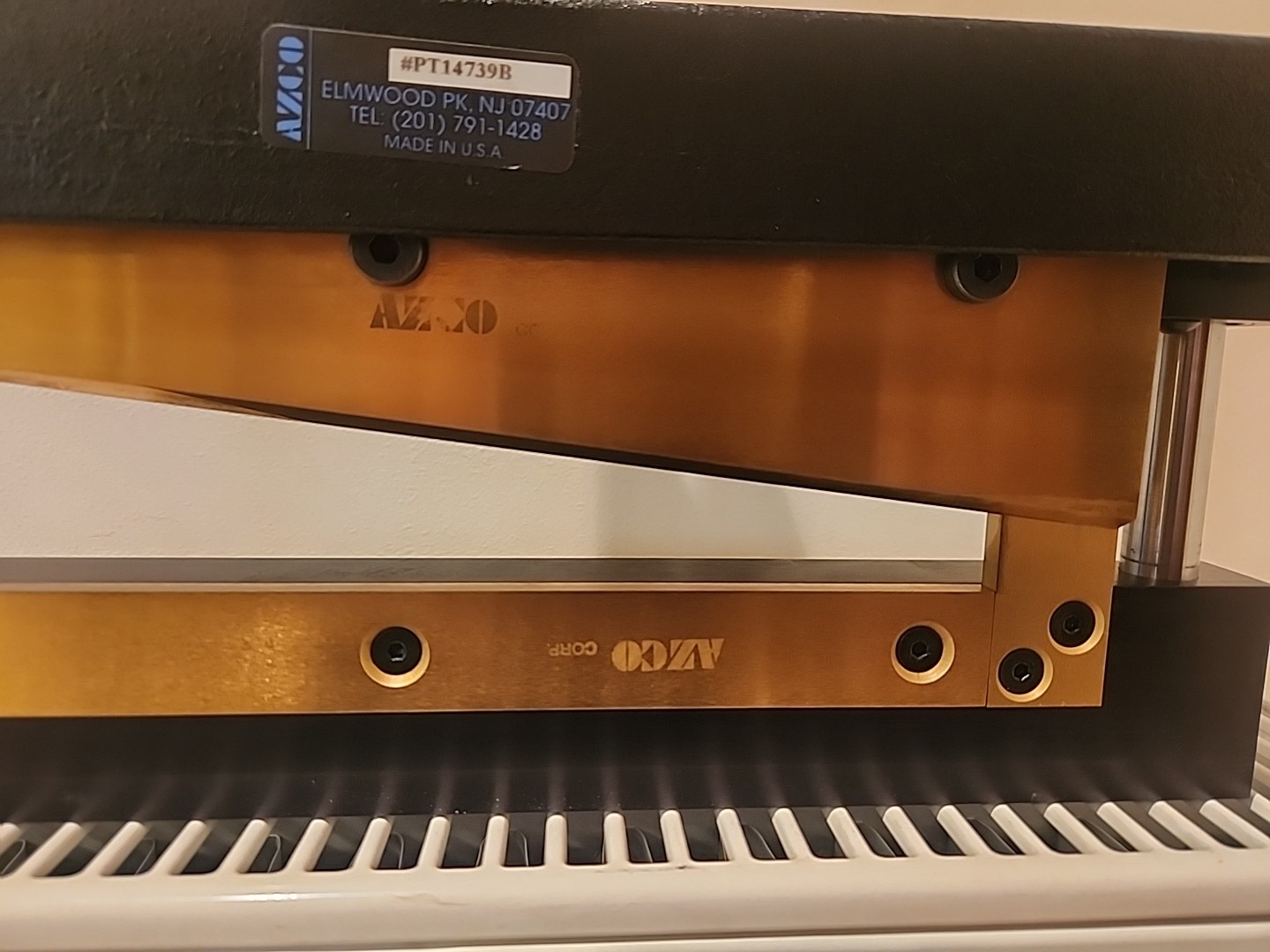 New AZCO Corp Sur-Cut Guillotine Knife Assembly for Pneumatic Systems