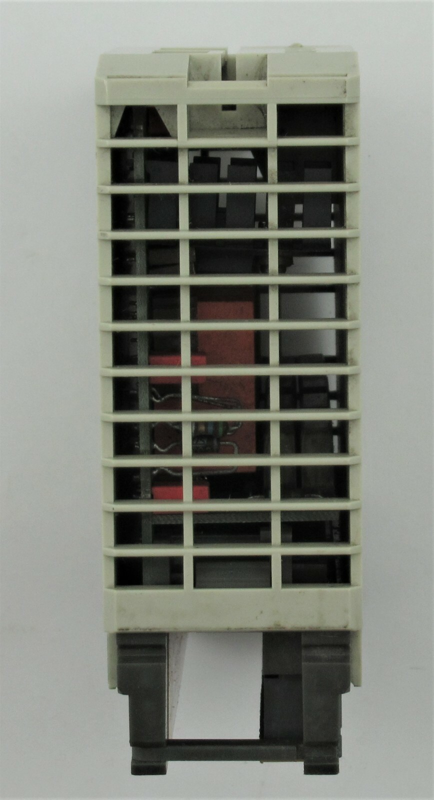 Schneider AEG DAP-208 / AS-BDAP-208 24VDC/230VAC 8 POINT 2A OUTPUT RELAY