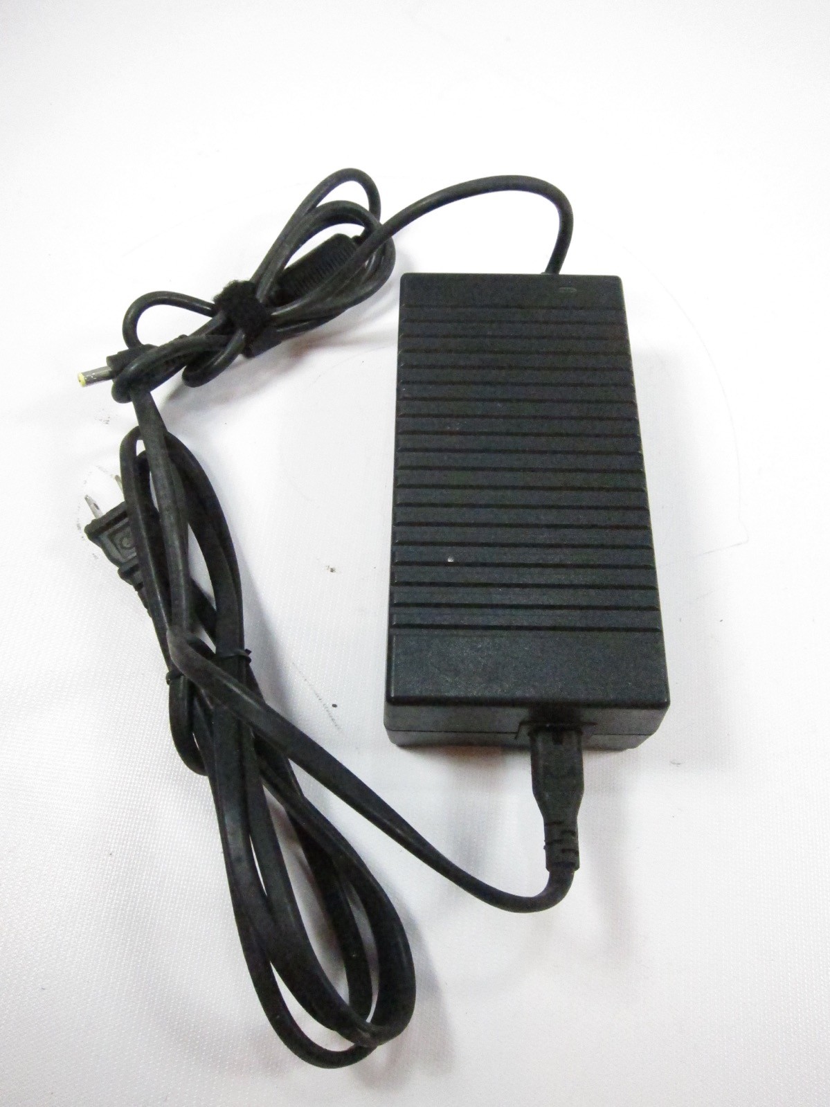 Clevo ST-C-150-19000790CT Replacement AC Adapter 19V