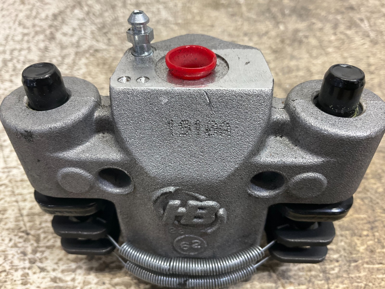 HB 119F9CDJ Brake Caliper 1910A New (TSC)