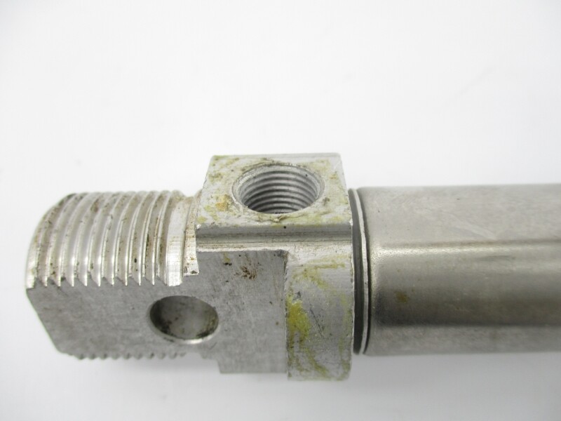 FESTO DSN-20-40P SER. 985R UNMP