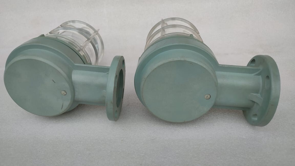 WB-2B MARINE WALL LIGHT 220V 60W IP56 LOT OF 2