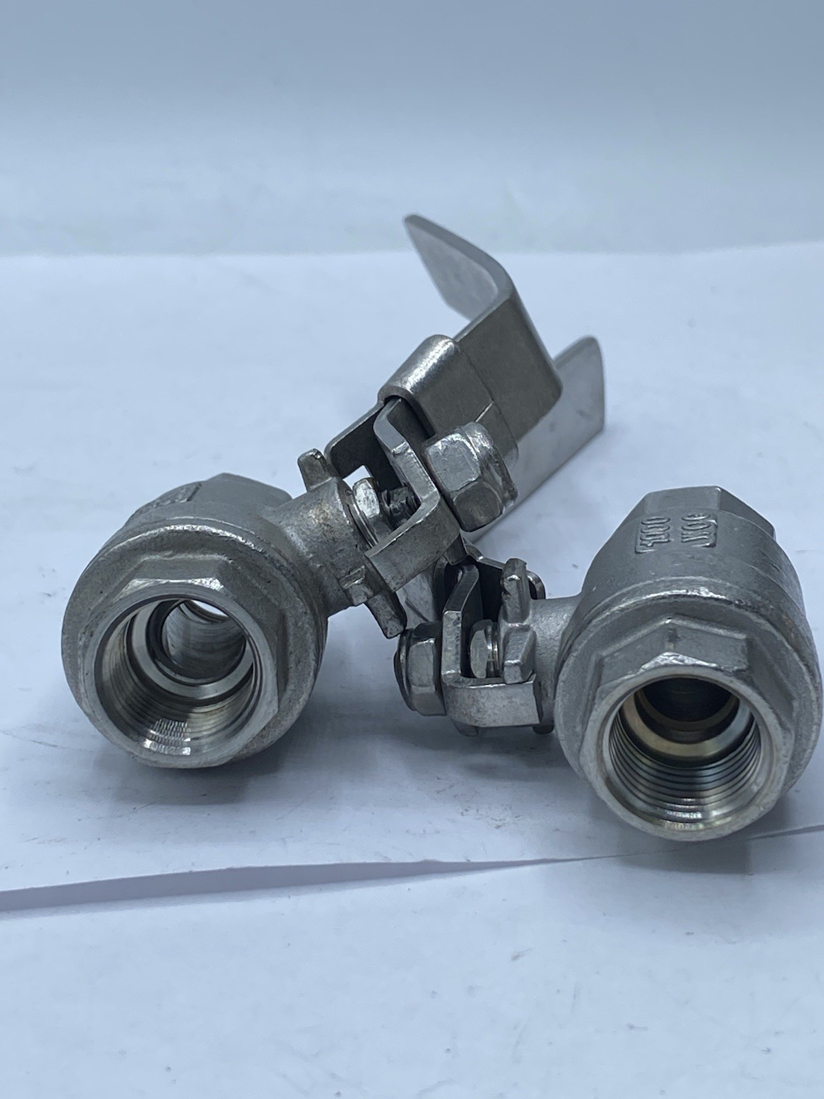 Lot Of 2 Sharpe 3/8″ Ball Valve CF8M 1000 WOG Great Condition!