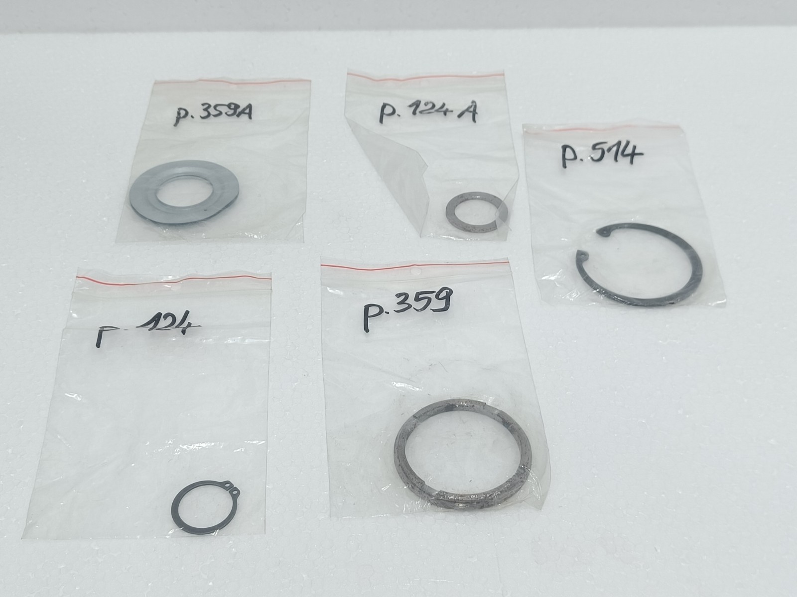 ASSORTED INDUSTRIAL SPARE PARTS SET – WASHERS, CIRCLIPS & RINGS – P.358A P.124A