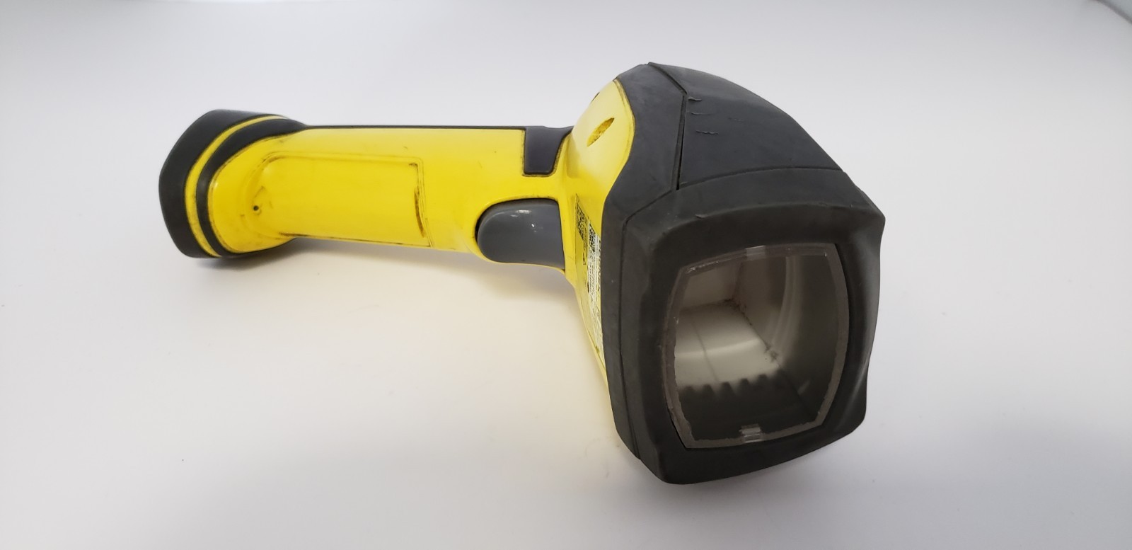 COGNEX DM8100 HANDHELD BARCODE READER/SCANNER, 825-0136-1R H