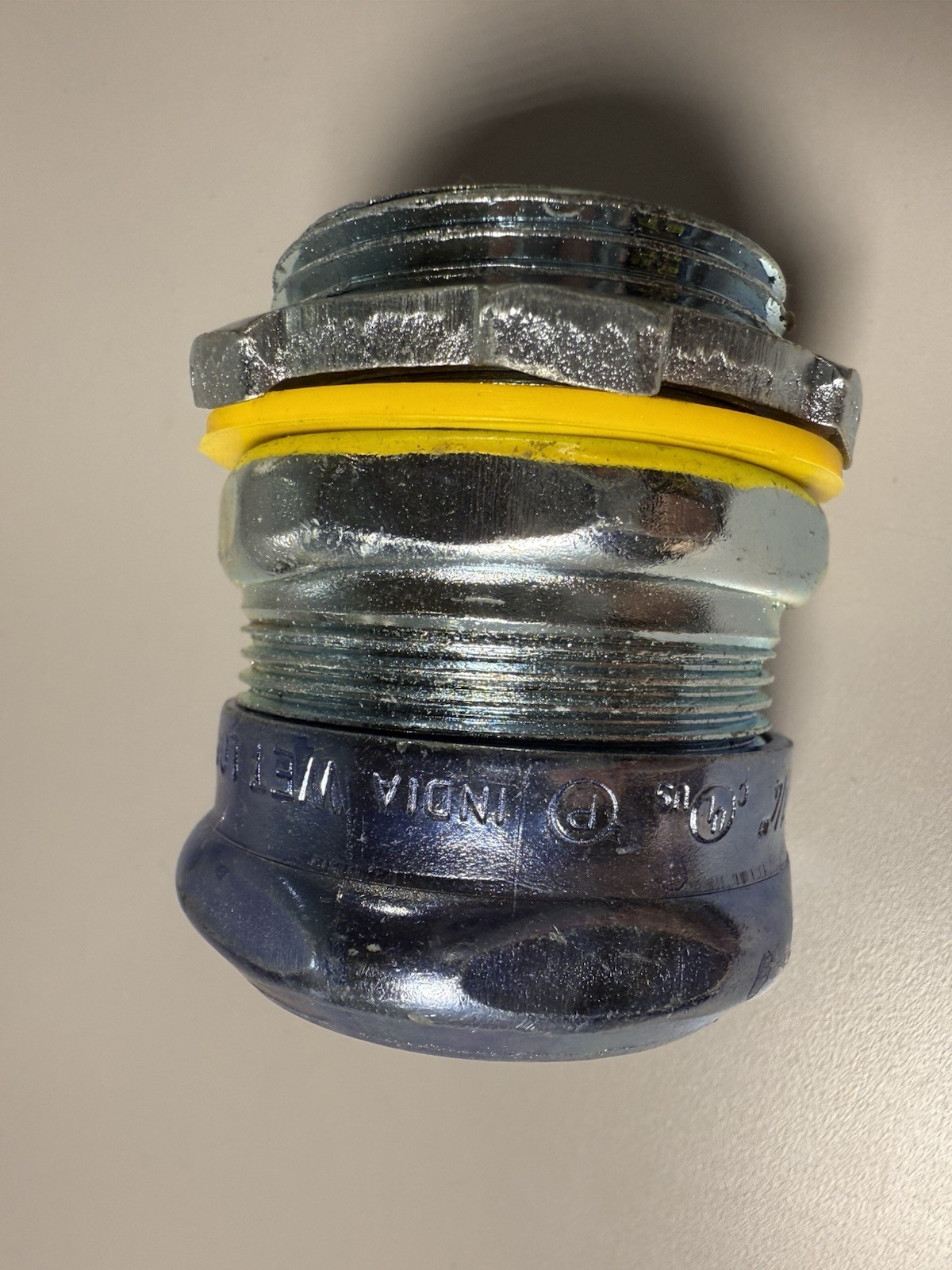 SET OF 6 RACO 1-1/4” Liquidtight Straight Connector with Locknut & Sealing Ring