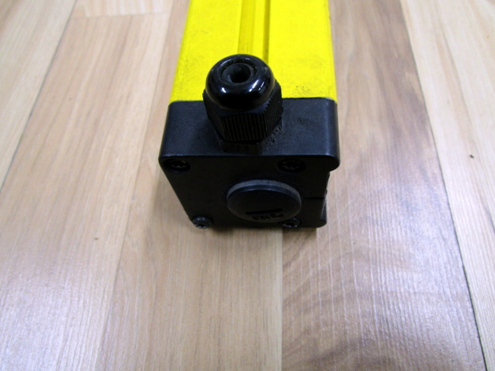 Sick FGSS900-21 Light Curtain Transmitter 1 012 608