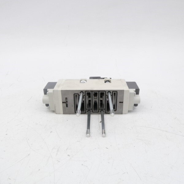 SMC VQ7-8-FPG-D-3Z 24VDC NSNP