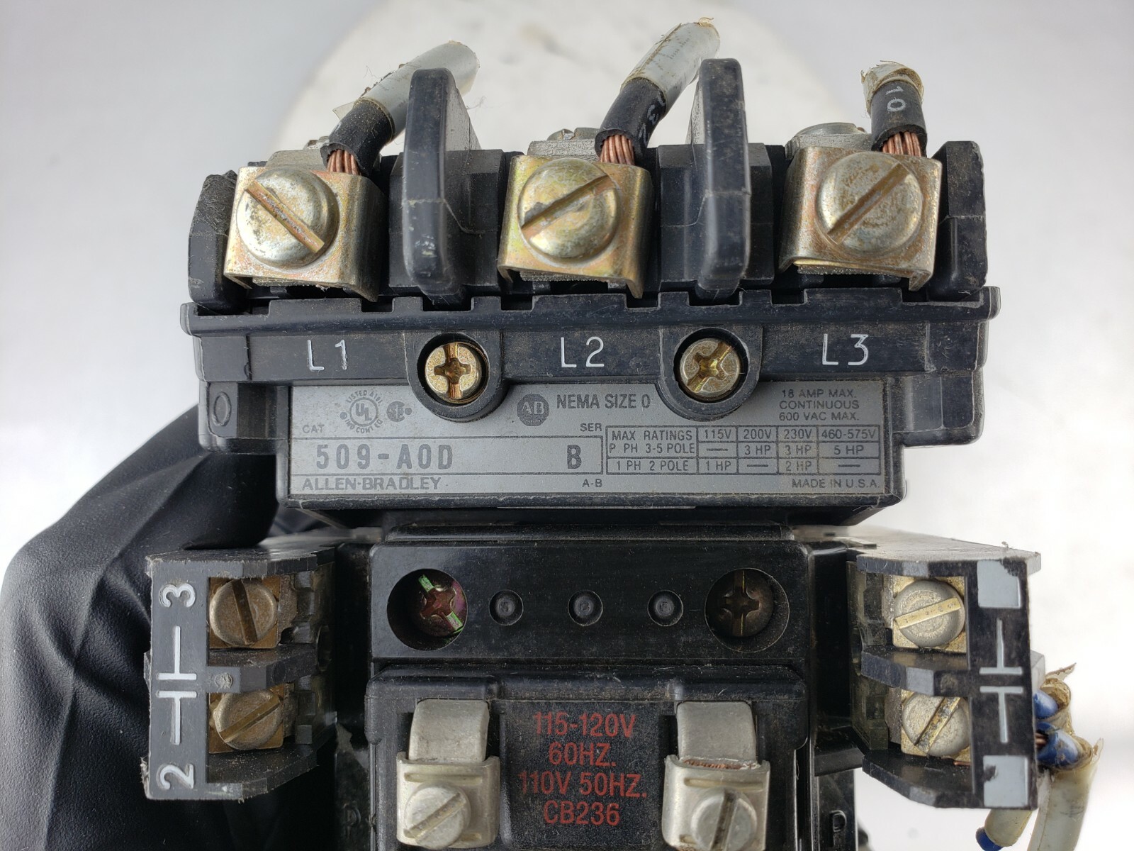 Allen Bradley 509-AOD Nema Size 0 120V Coil CB236 – Motor Starter On Off 595-A