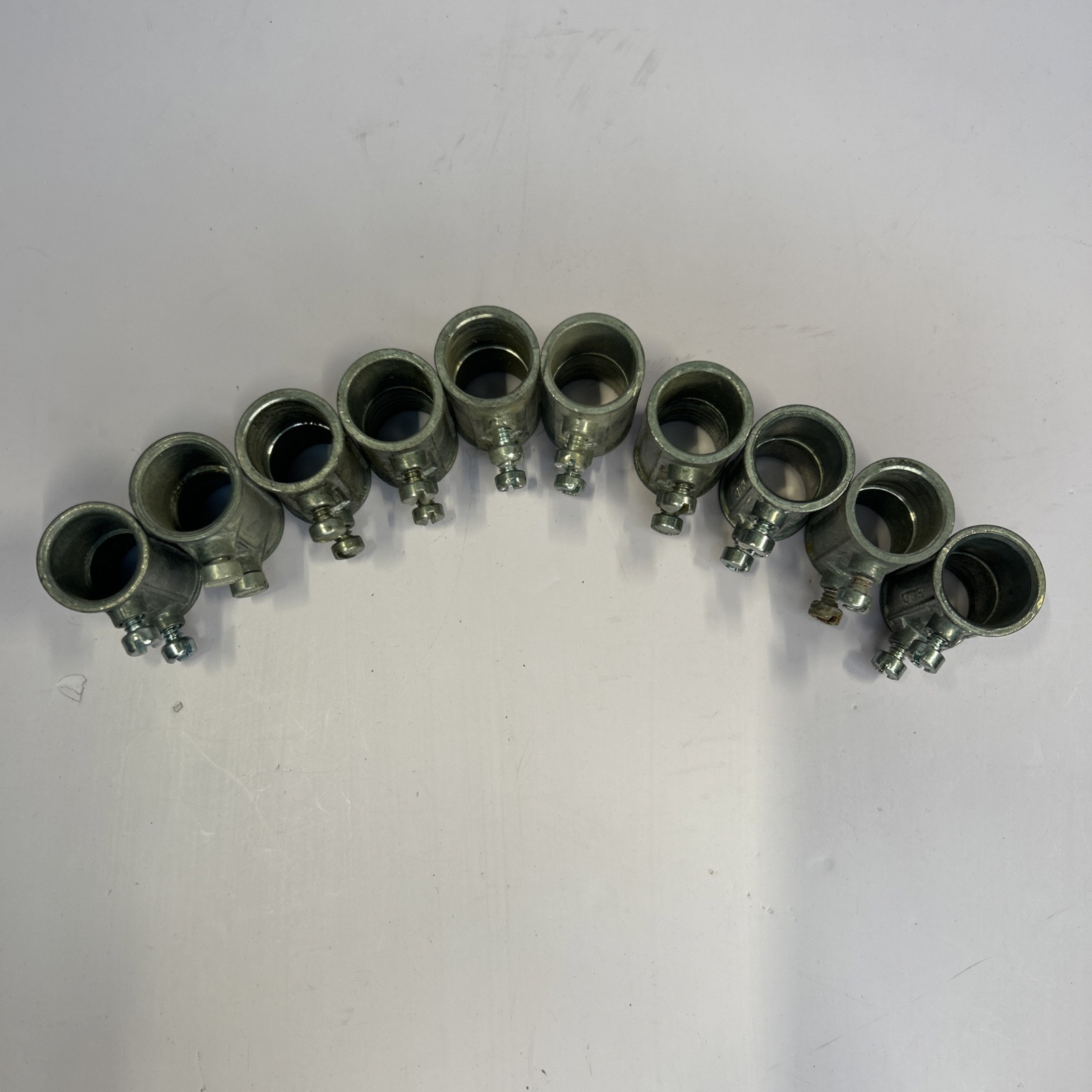 Halex L122 ID 3/4″ Conduit Connector Lot of 10 Fittings