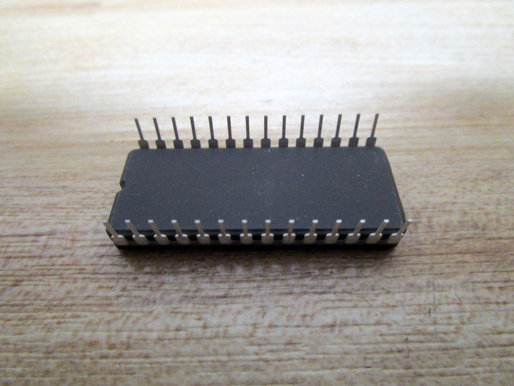 AMD 51120750-102 Integrated Circuit 51120750102