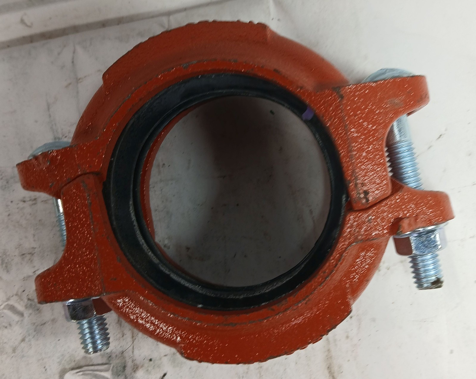 1 NEW VICTAULIC 2-1/2/73-005H RIGID FIRELOCK COUPLING NNB ***MAKE OFFER***