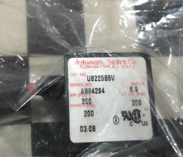2X, Asco Sub-miniature Solenoid U8225B5V 1/4″ VCR x 1-1/3″ CF, 400115-142D #126G