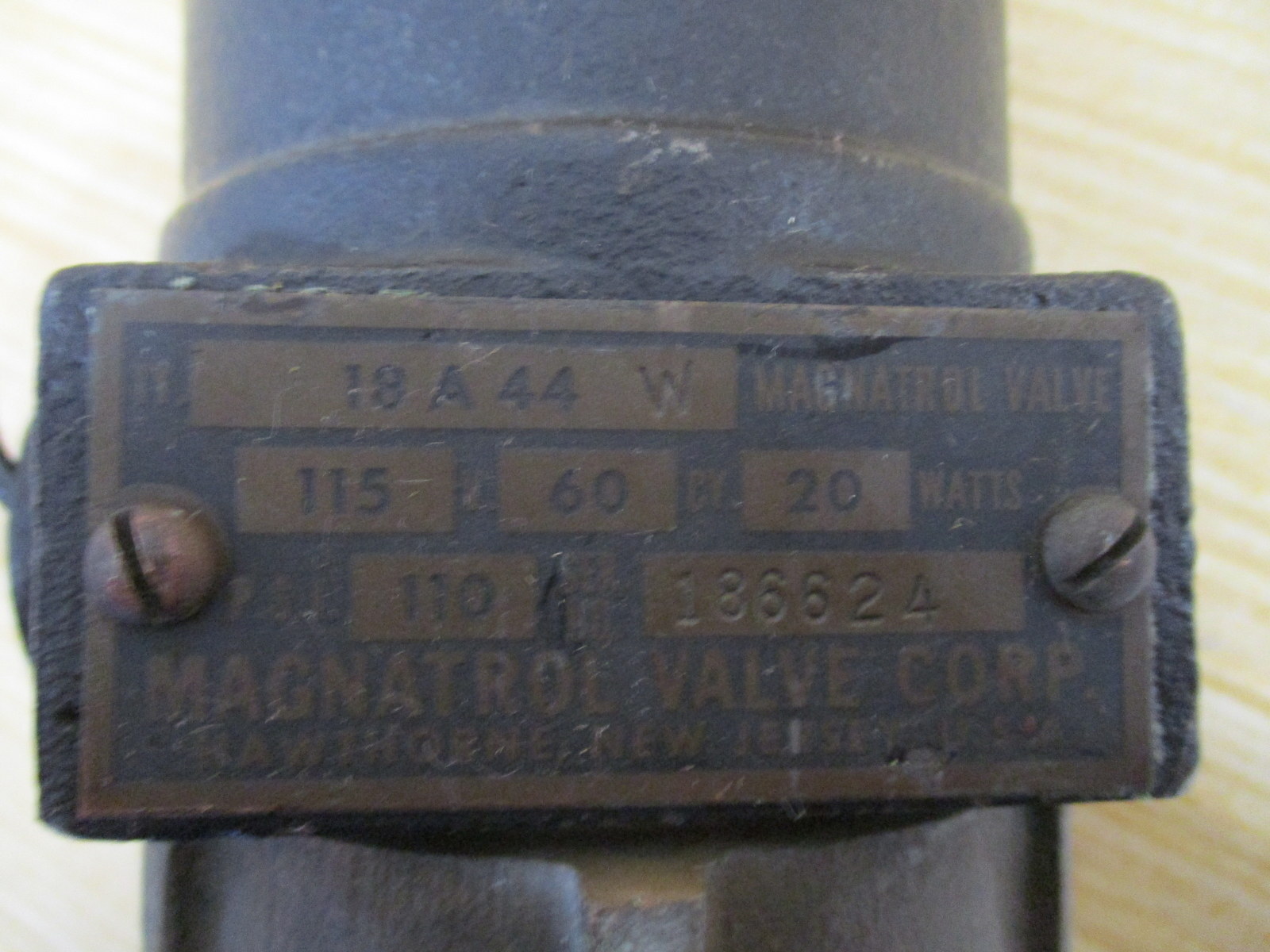Magnetrol 18A44 Control Valve 18A44W