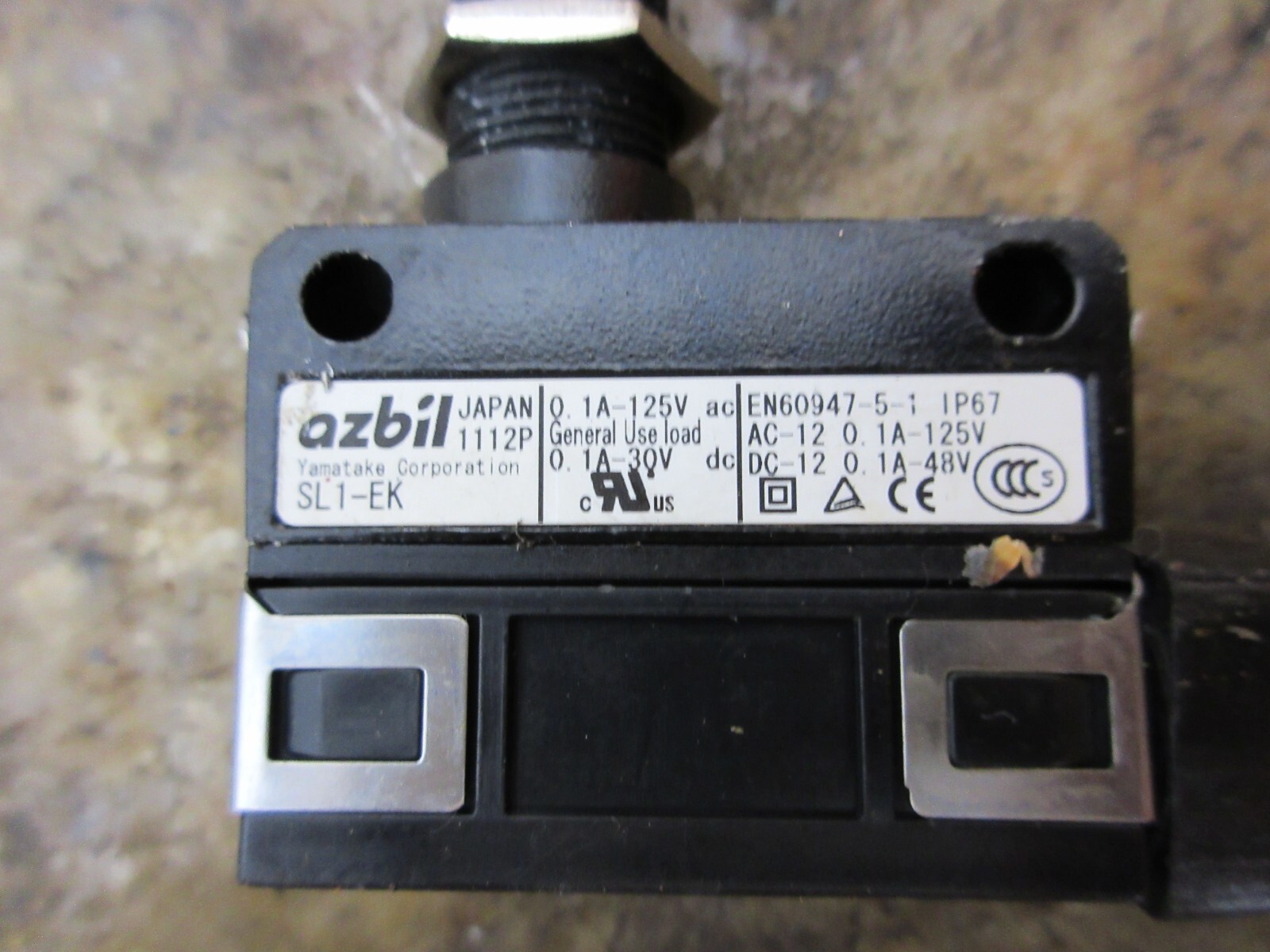 MAZAK 610 AZBIL SL1-EK 1112P EN60947-5-1 IP67 LIMIT SWITCH Y93 LOT OF 3 PIECES