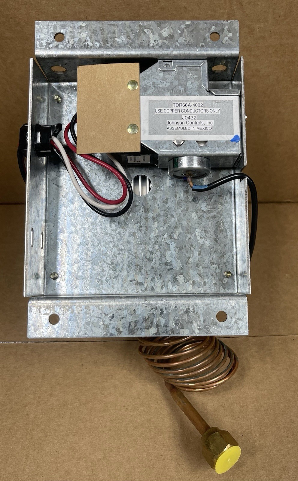 New Johnson Controls P66AAB-4C Series P66 Electronic Fan Speed Control