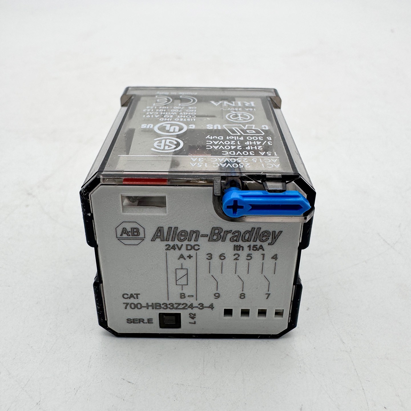 700-HB33Z24-3-4 24V DC GP Tall Square Base Relay New Original 700HB33Z2434