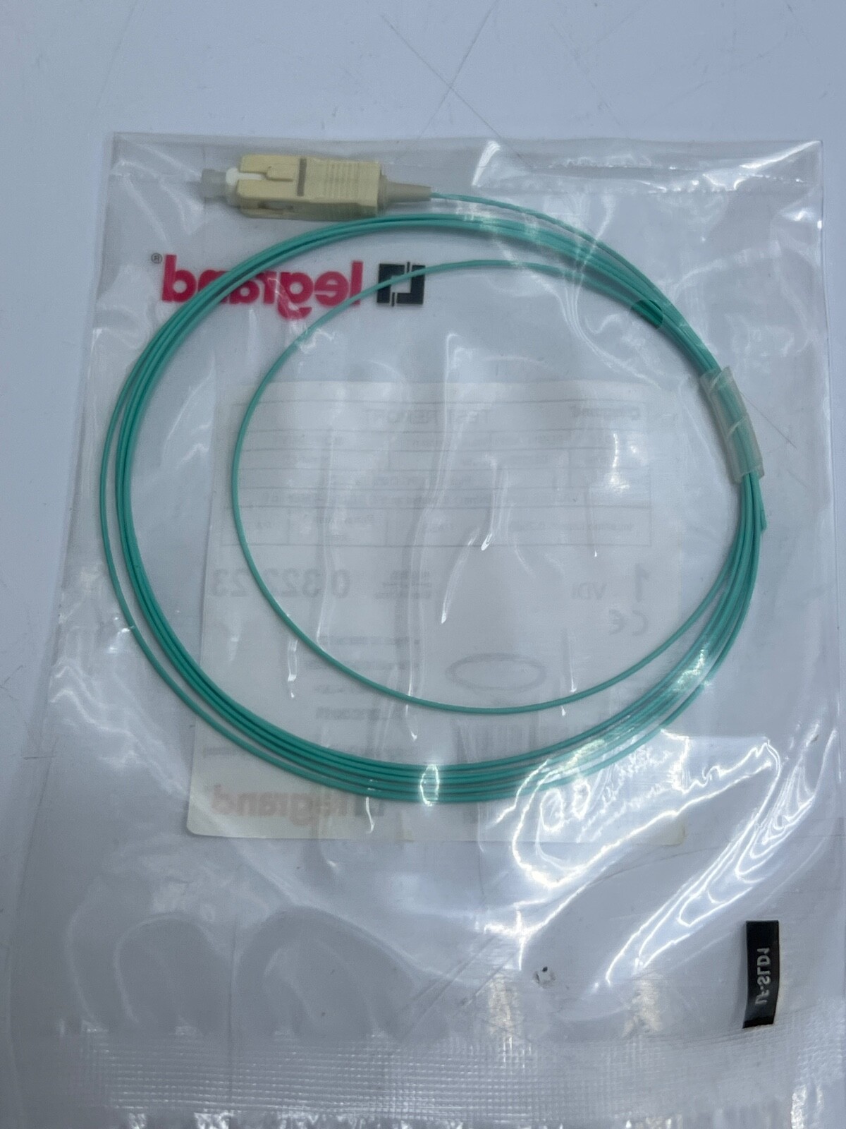 LEGRAND 0 322 23 PIGTAIL SC PC OM3 2M LSZH