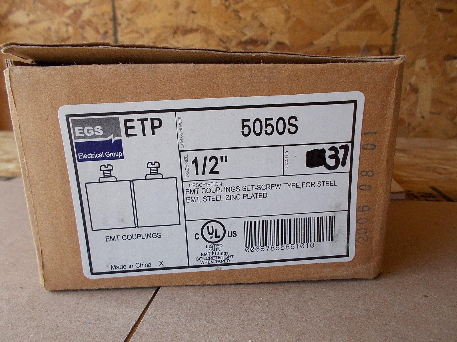 NEW EGS 5050S Box of 37 1/2″ Set Screw Couplings *FREE SHIPPING*
