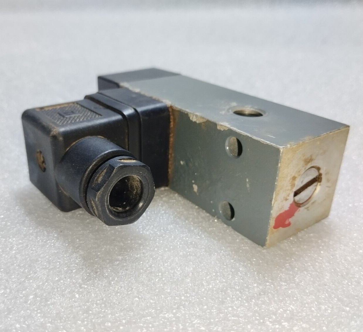 Suco 0150-45615-4-001 IP65 Pressure Range 100.0-950.0 mbar 250V/3A 250V= / 0.5A