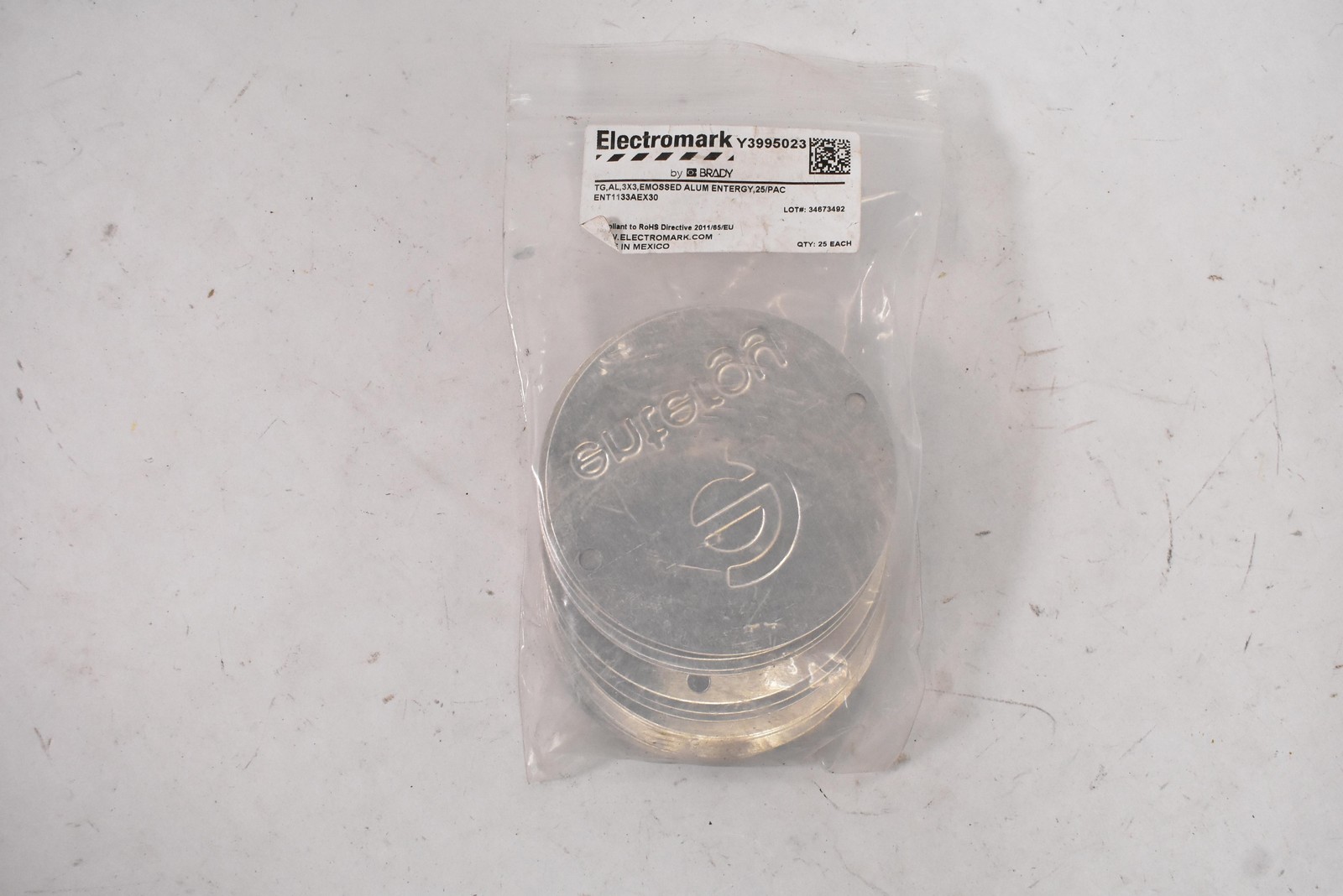 Electromark Y3995023 TG AL 3×3 Embossed Aluminum Entergy Round Tags 25 Pack