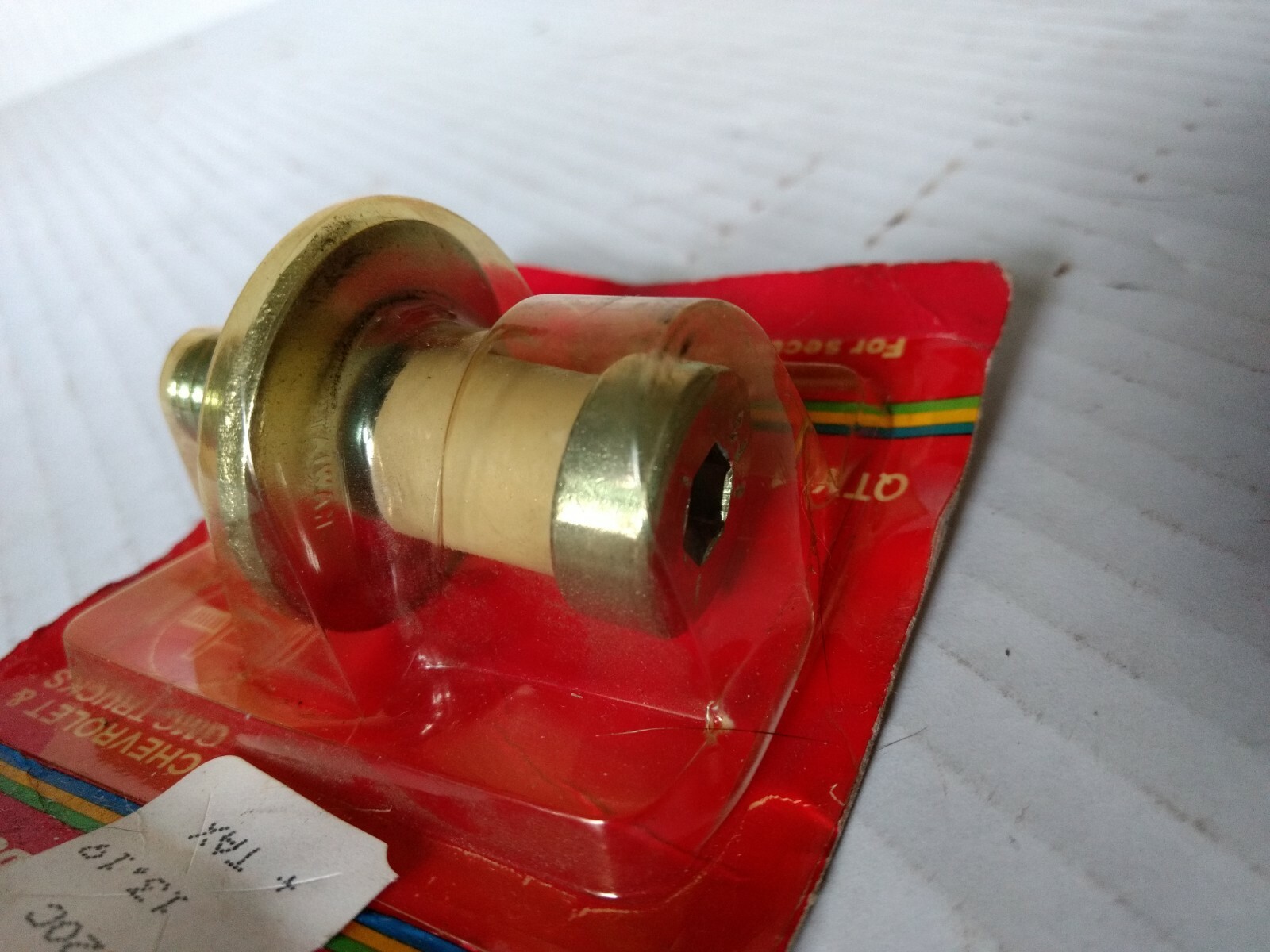HELP! Door striker Bolt 38420 Chevrolet & GMC trucks