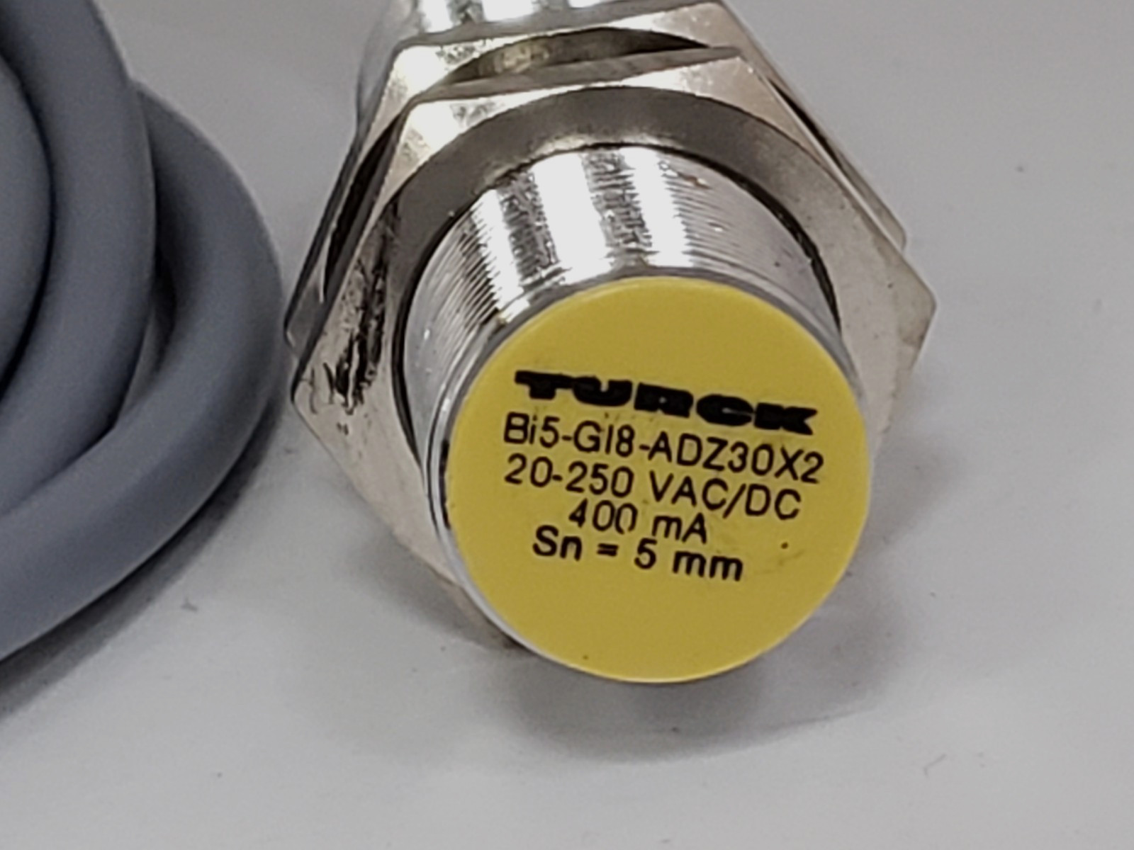 TURCK BI5-G18-ADZ30X2 PROXIMITY SENSOR NO 20-250V AC/DC 400mA NNB