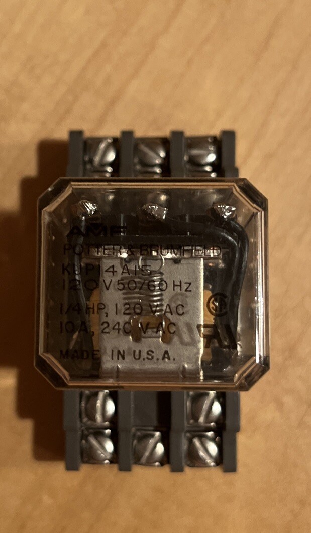 AMF Potter Brumfield Relay Connector KUP14A15, 10 A, 120 VAC