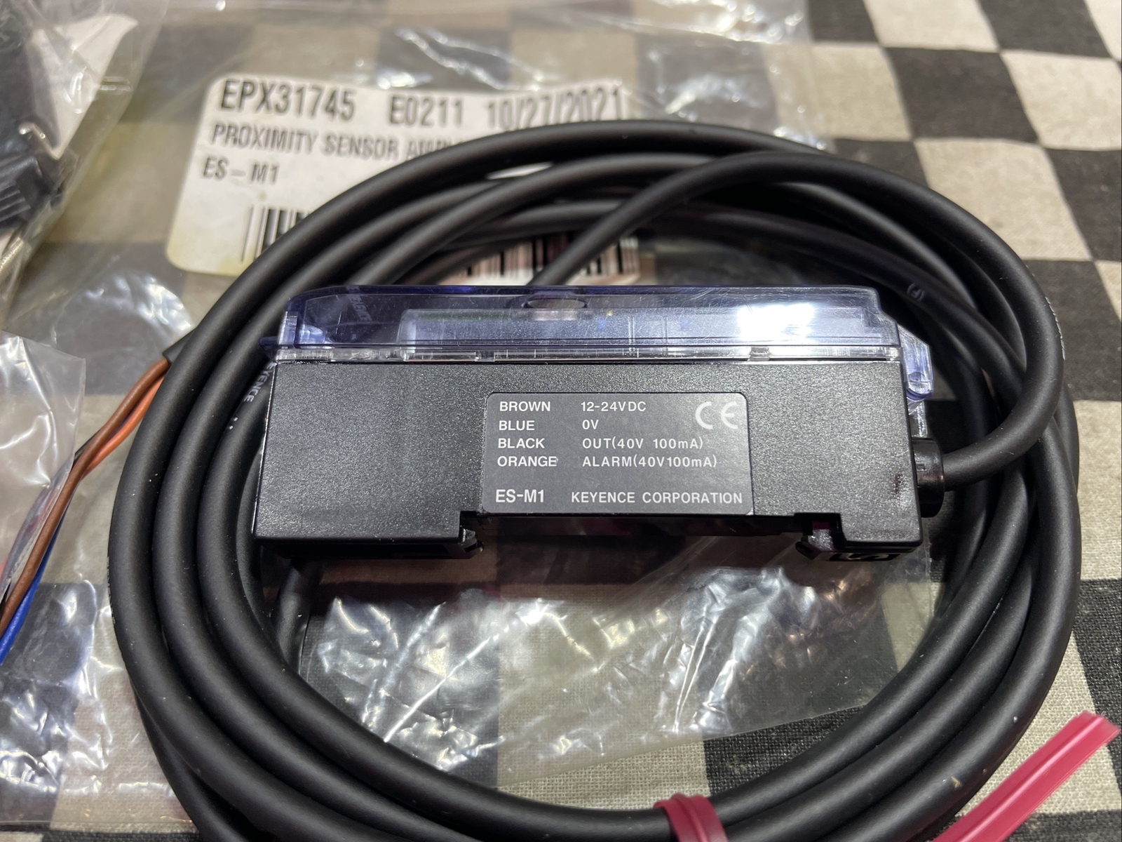 KEYENCE ES-M1, ESM1, PROXIMITY SWITCH AMPLIFIER UNIT, ShipSameDay#1654T3