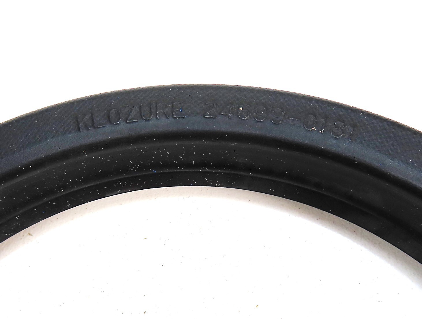 Garlock 24699-0181 Model 26 Klozure Mill-Right Oil Seal 4.875 x 6.0 x 0.625″ NIB