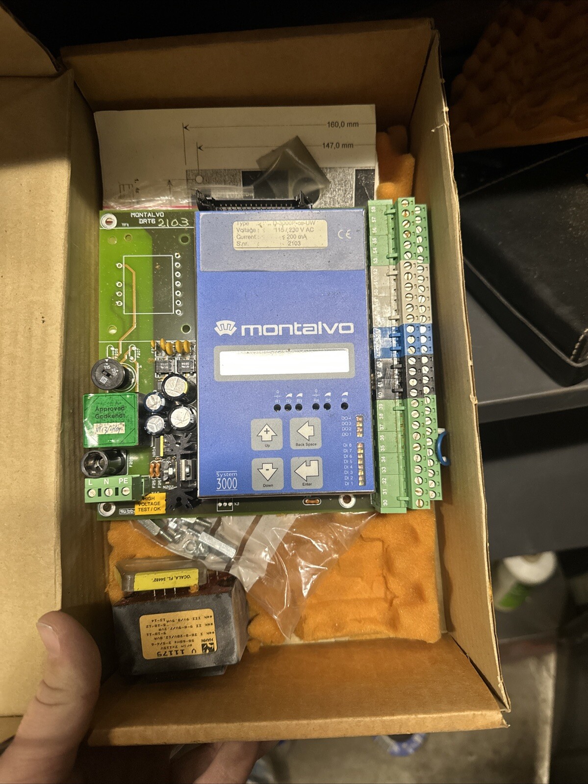NEW, MONTALVO SYSTEM 3000 D-3000P-ce-UW 115/230VAC GOSS TENSION CONTROLLER