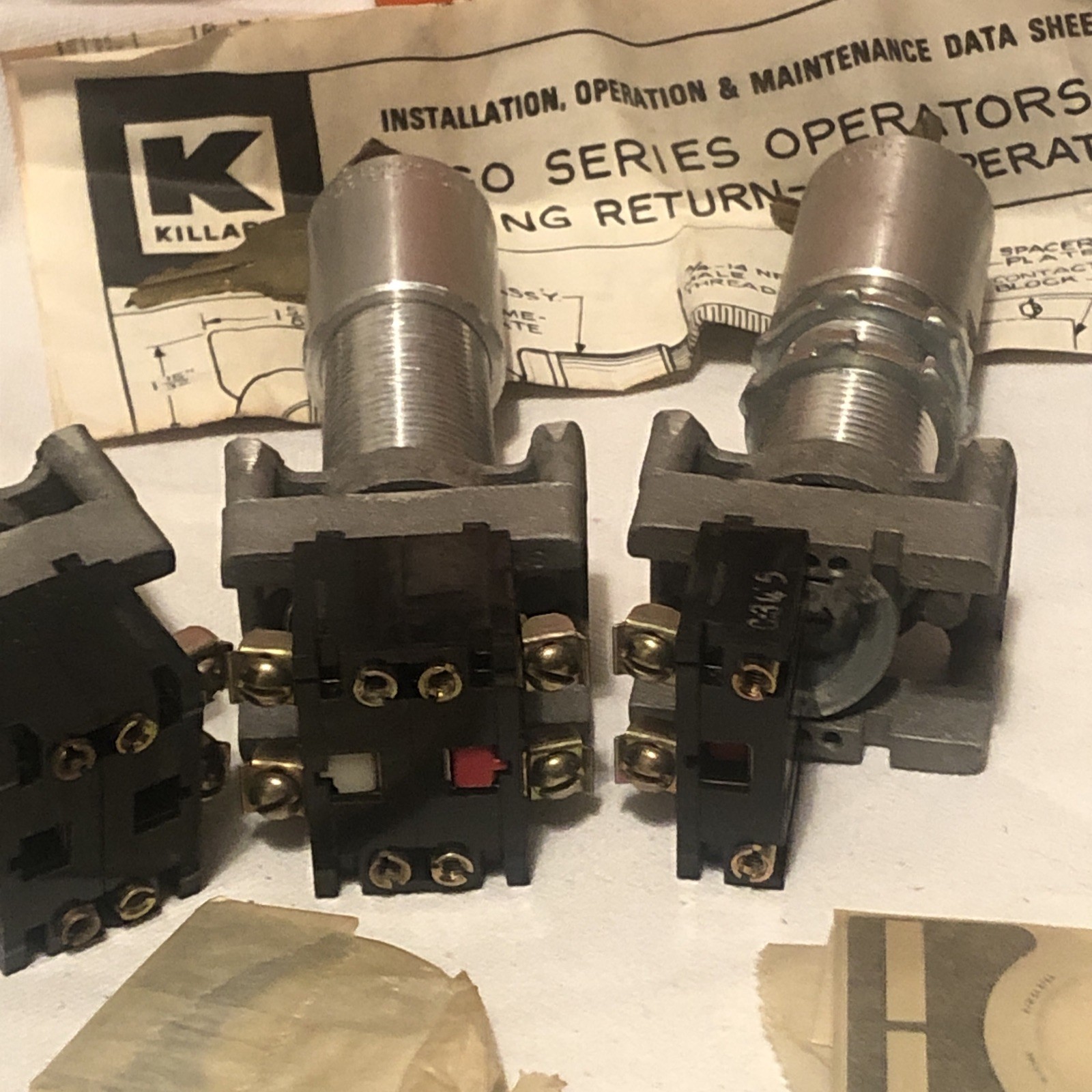 Lot of 3 Killark C10508-2 Selector Switch C105082 2 with keys 1 no keys