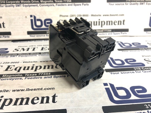 Lot of (8) Fuji Electric Contactor – SC-05 w/Warranty