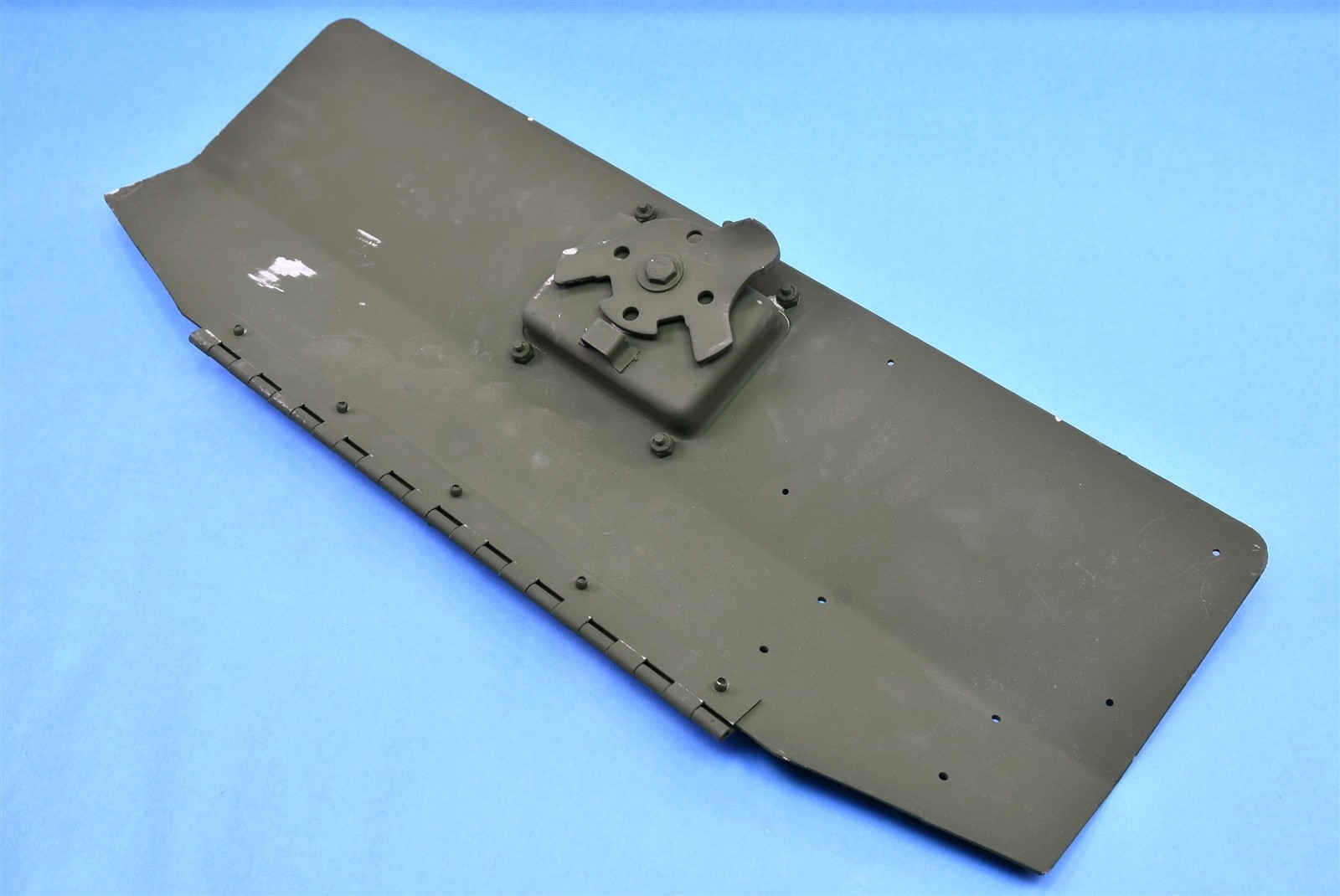Weapon Access Door 5342-01-428-4045 Willard Marine – M1078 2-1/2-TON 4X4 Vehicle