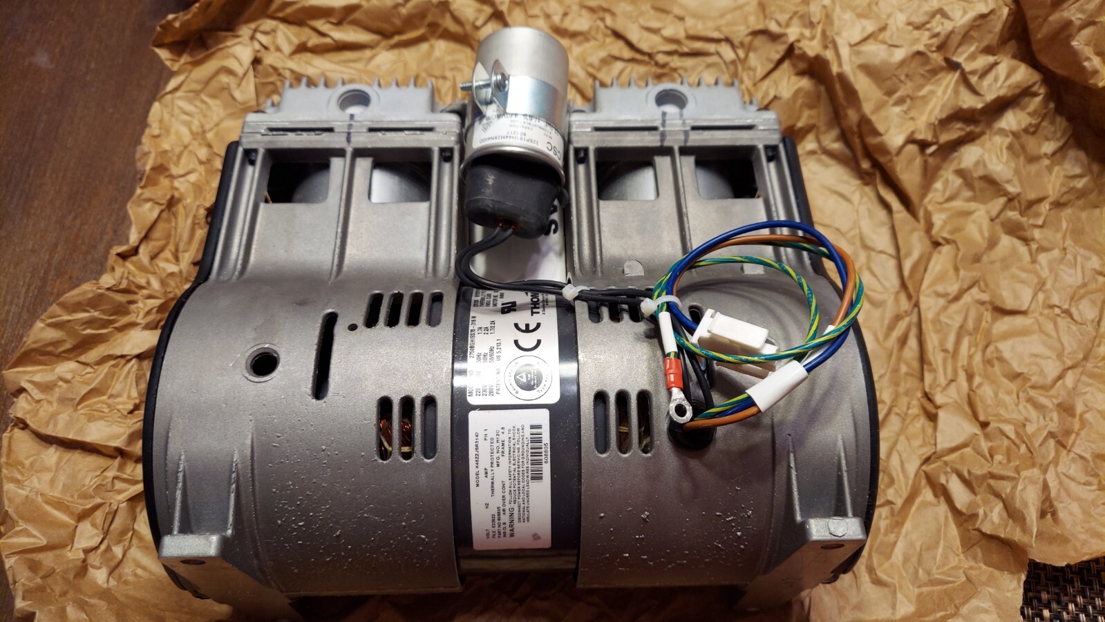 Rebuilt Thomas 2750BGHI75 Vacuum Pump 230VAC 2.2 AMP