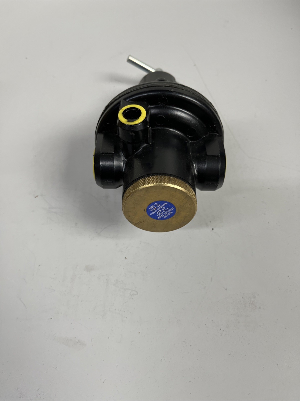 Watts R119-04C Air Regulator, 1/2” female NPT 0 – 125 PSI NOS