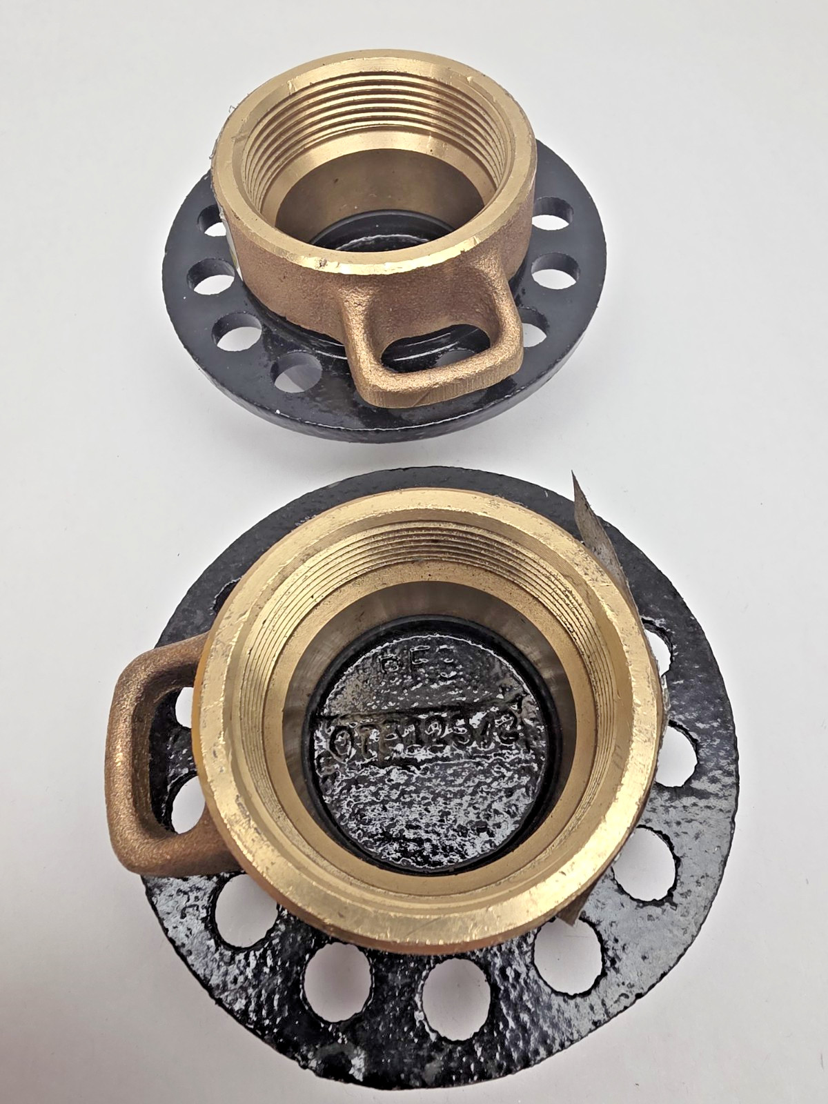 073125/2 MBC 178 Threaded Style Fill Cap Brass Bronze Lot of 2 New-Free Shipping