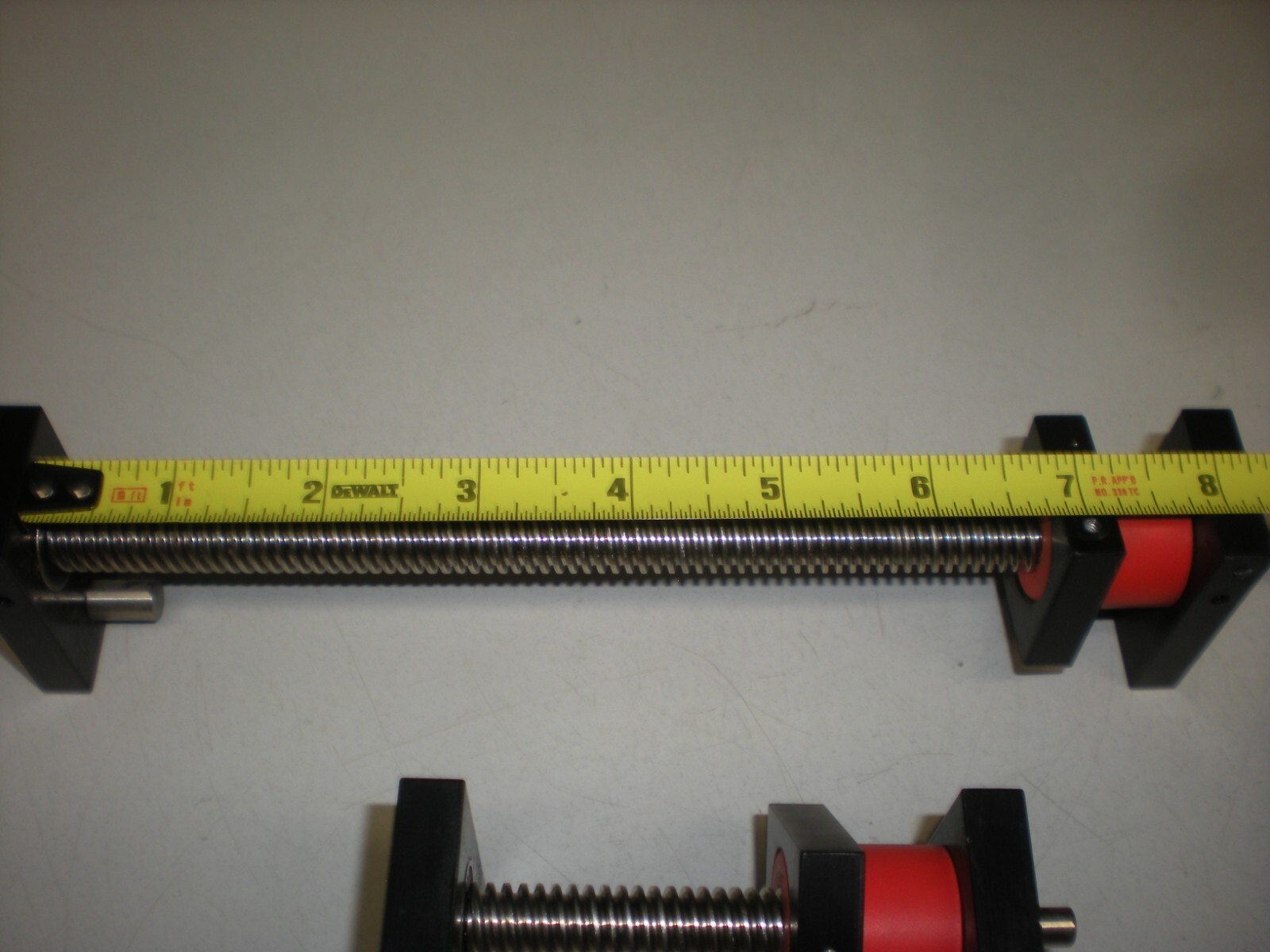 Set of (2) Unbranded Ball Screw Rail Slides – 1/4″ Diameter Shafts