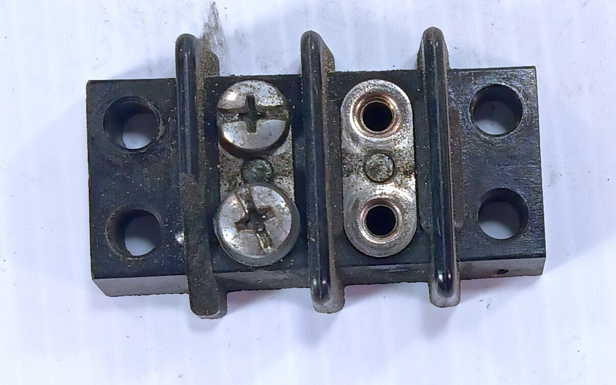 1 USED BEAU 21 2 POSITION DOUBLE ROW TERM BLOCK ***MAKE OFFER***
