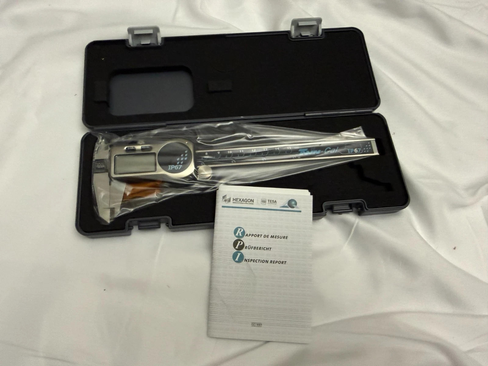 TESA Brown & Sharpe Electronic Caliper: 150.00 mm, 6″ DATA OUTPUT IP67