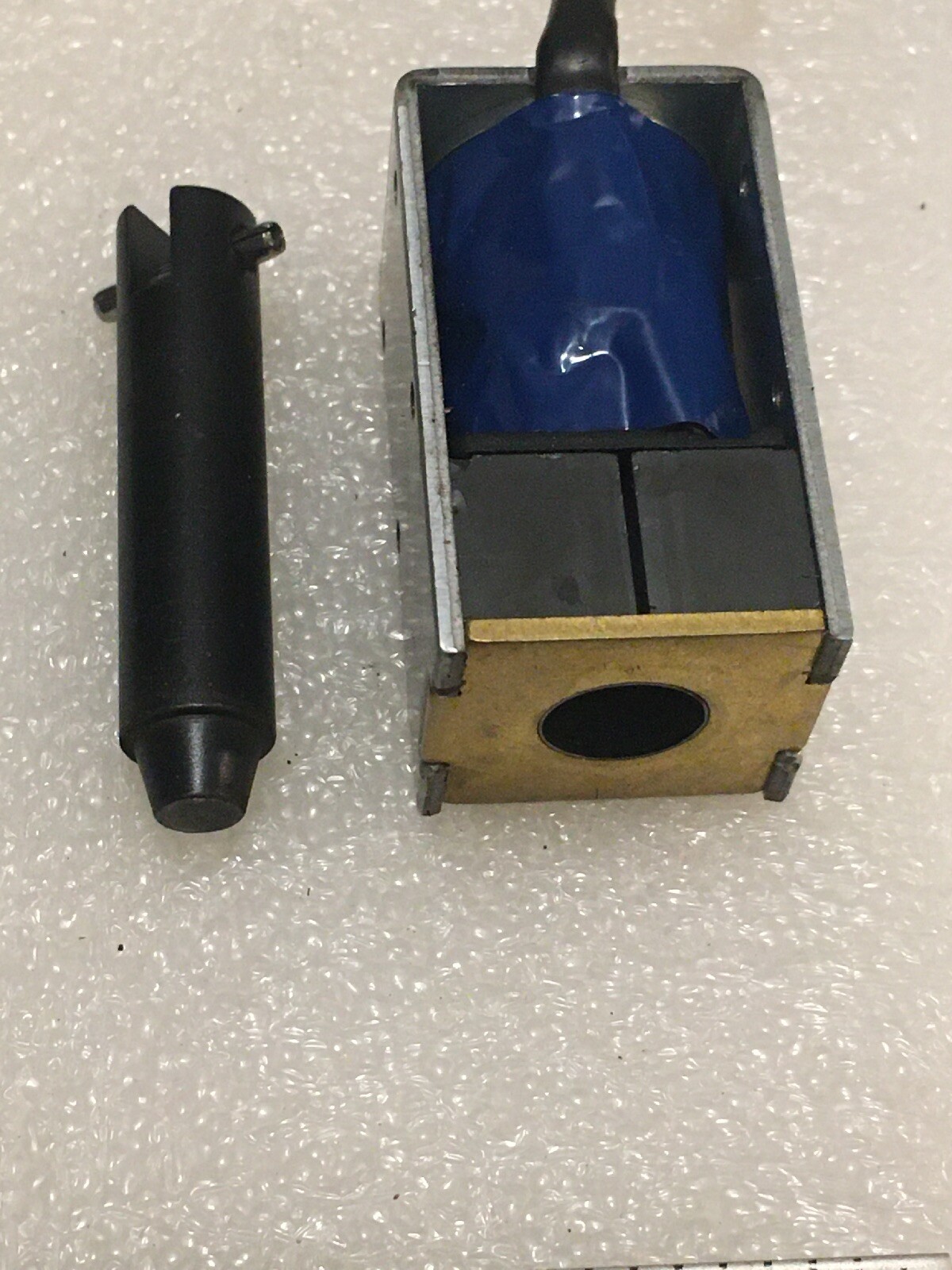 TDS KN12E 24V DC Solenoid W/Plunger TDS-KN12E