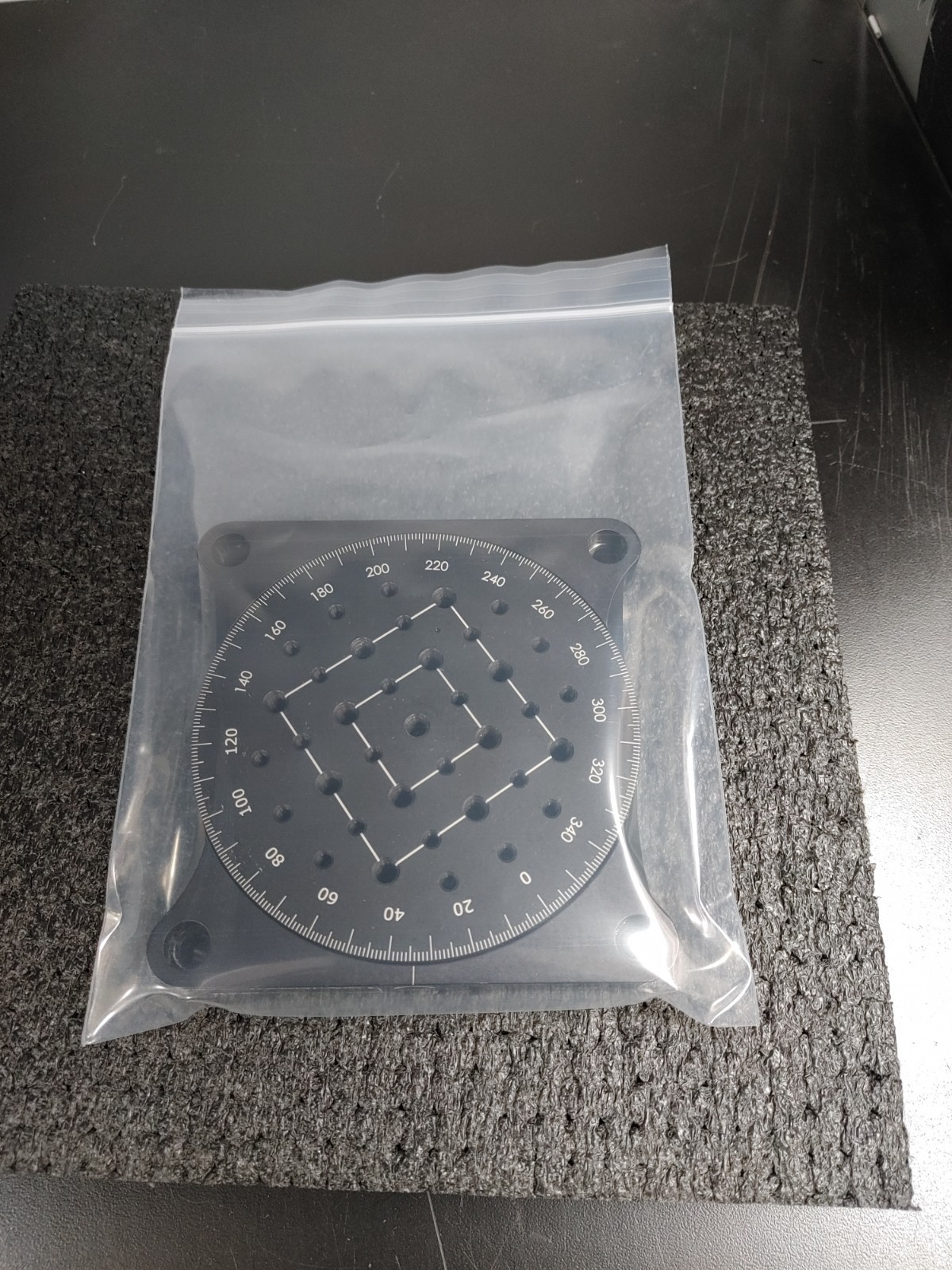 NEWPORT RP03/M Ø4.3″ Metric Manual Rotation Stage