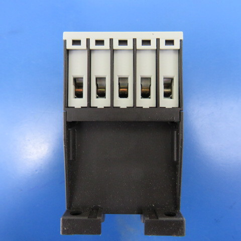 MOELLER-EATON DILM12-10 Qty of 1 per Lot RELAY MODULE, Contactor, DIN Rail, Pan