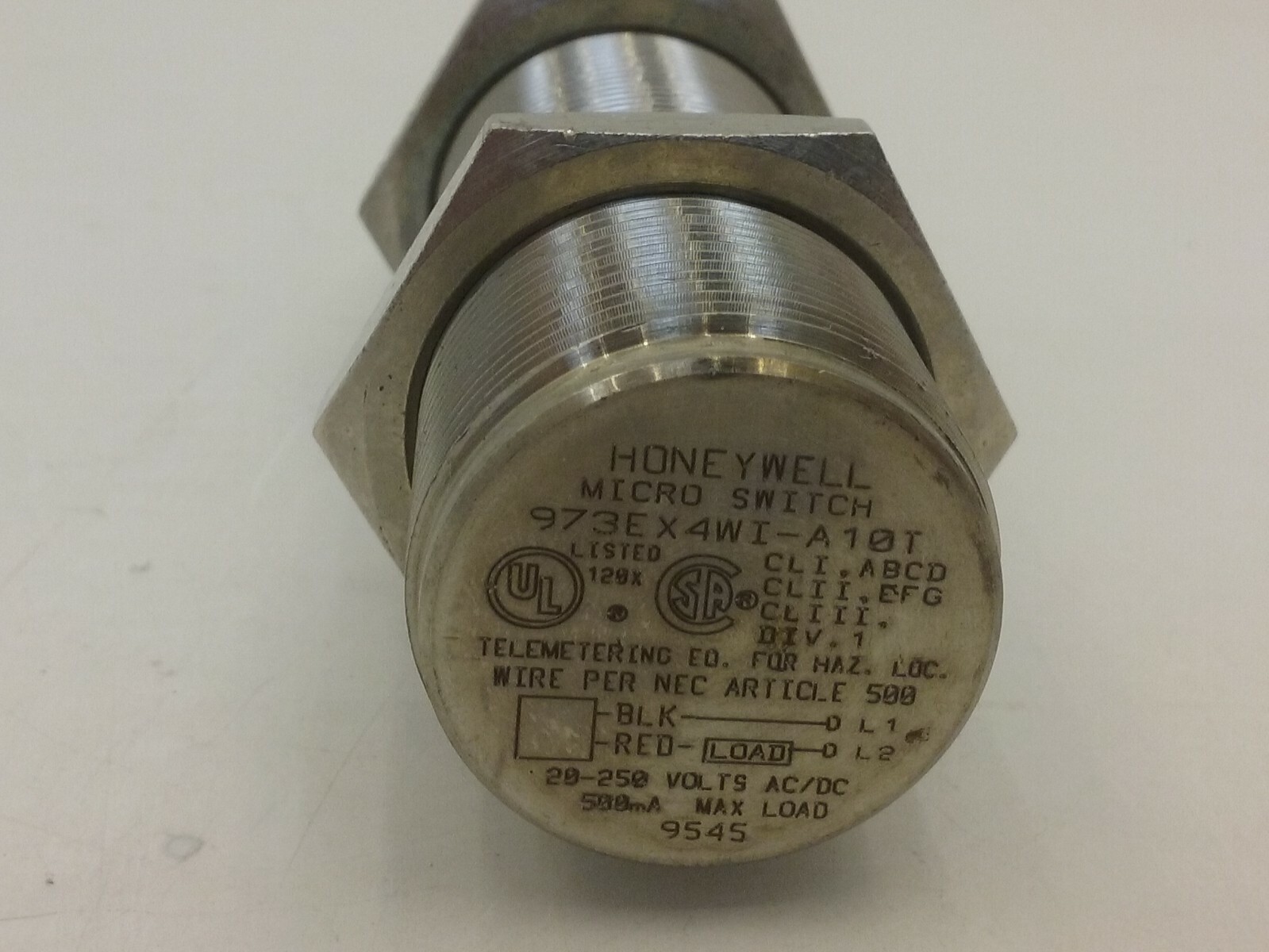 HONEYWELL MICRO SWITCH 973EX4WI-A10T INDUCTIVE SENSOR 2 WIRE 20-250V AC/DC