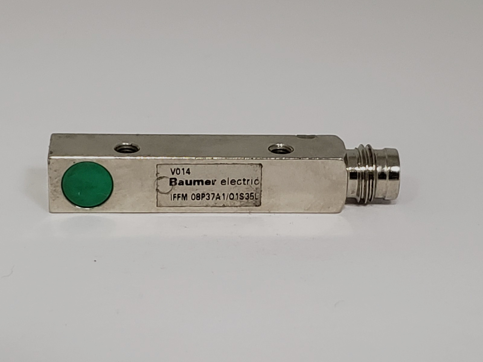 BAUMER ELECTRIC IFFM 08P37A1/O1S35L INDUCTIVE PROXIMITY SWITCH PNP 6-36 VDC NNB