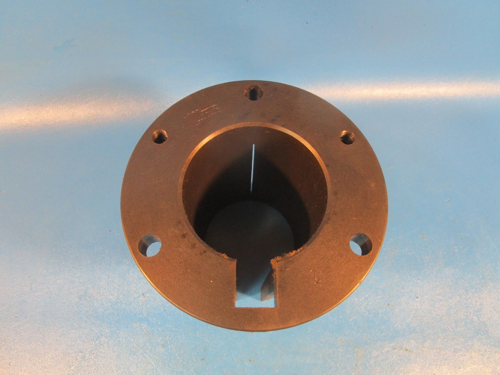 Martin R2 2 15/16, Split Taper Bushing, 2-15/16 in Bore, 5.3750″ Flange OD, 4.87