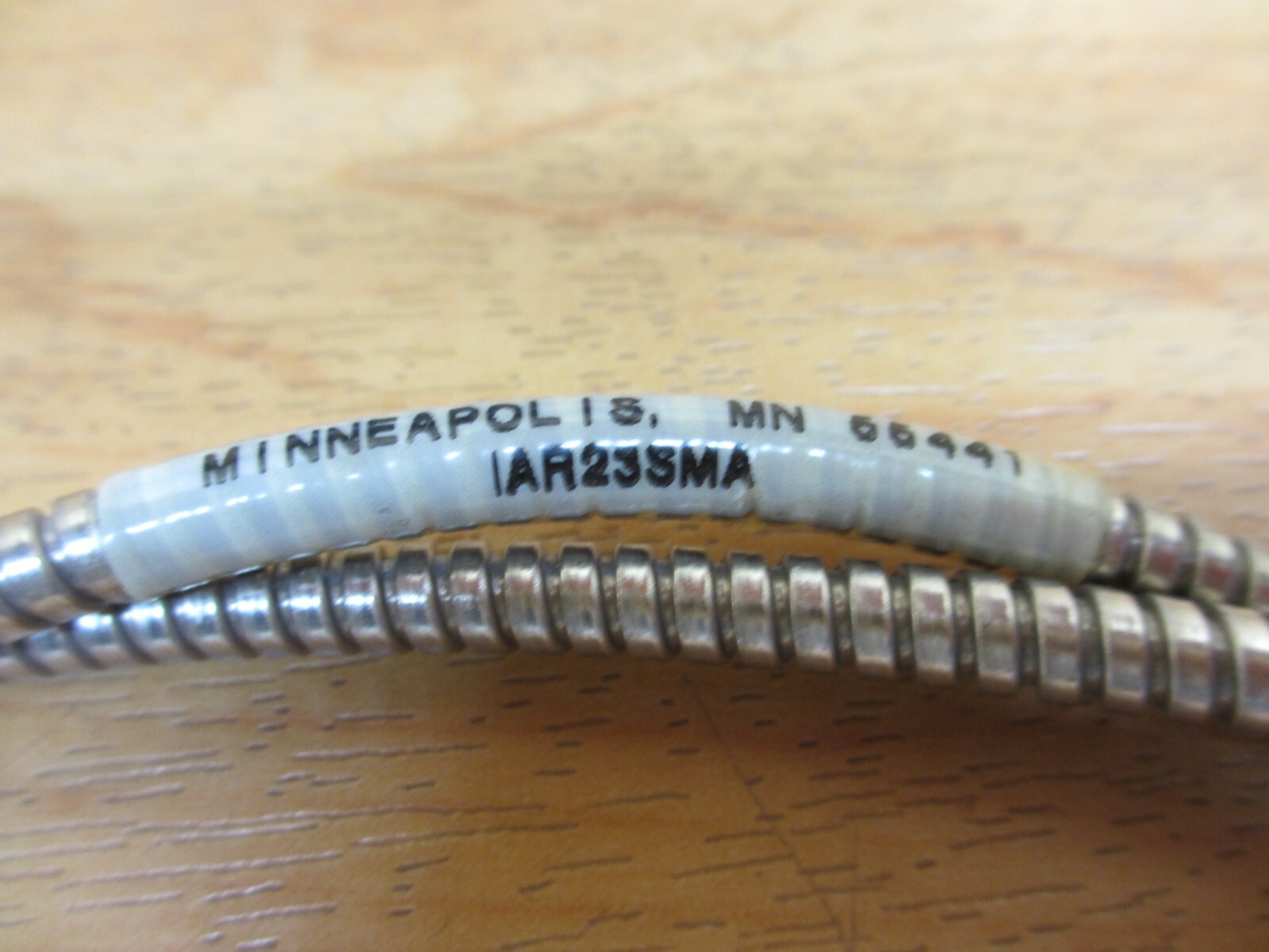 Banner 17305 *NEW* IAR23SMA Fiber Optic Cable Assembly
