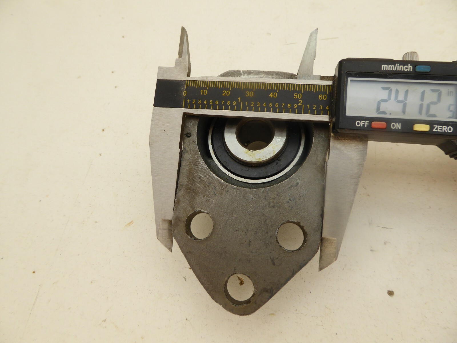 Peer FBF204 15mm 3-Bolt Flange Bearing 202 NEW NO BOX
