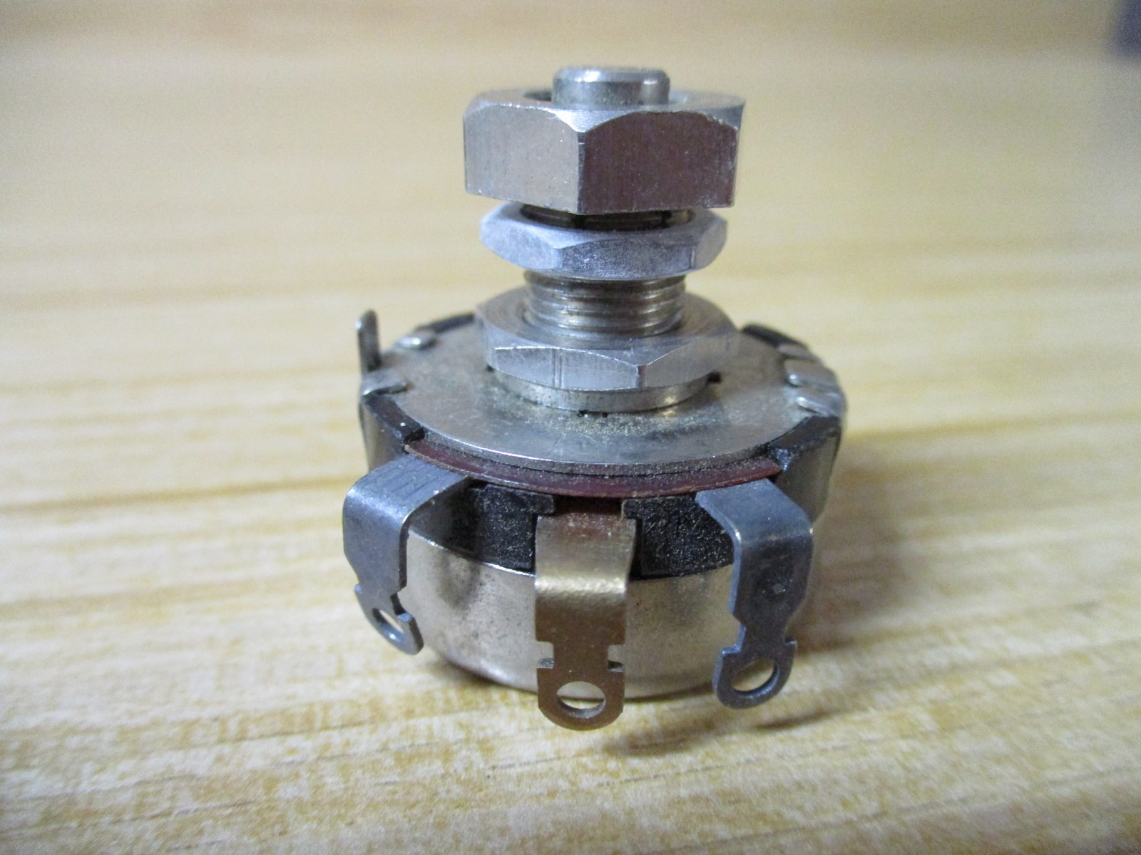 Clarostat A-37925 Potentiometer 140632
